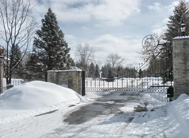 Oak Pointe Estates Rochester Hills MI Homes for sale 